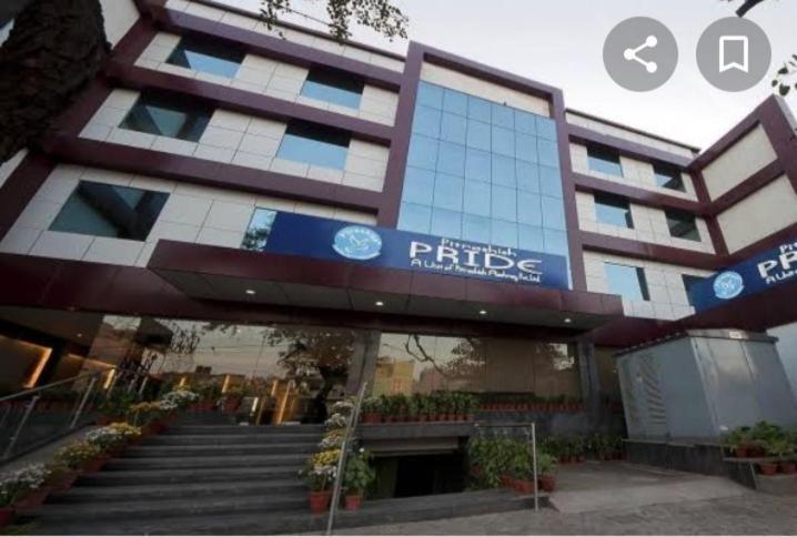 Hotel Pitrashish Pride Igi Intl Airport Delhi Εξωτερικό φωτογραφία