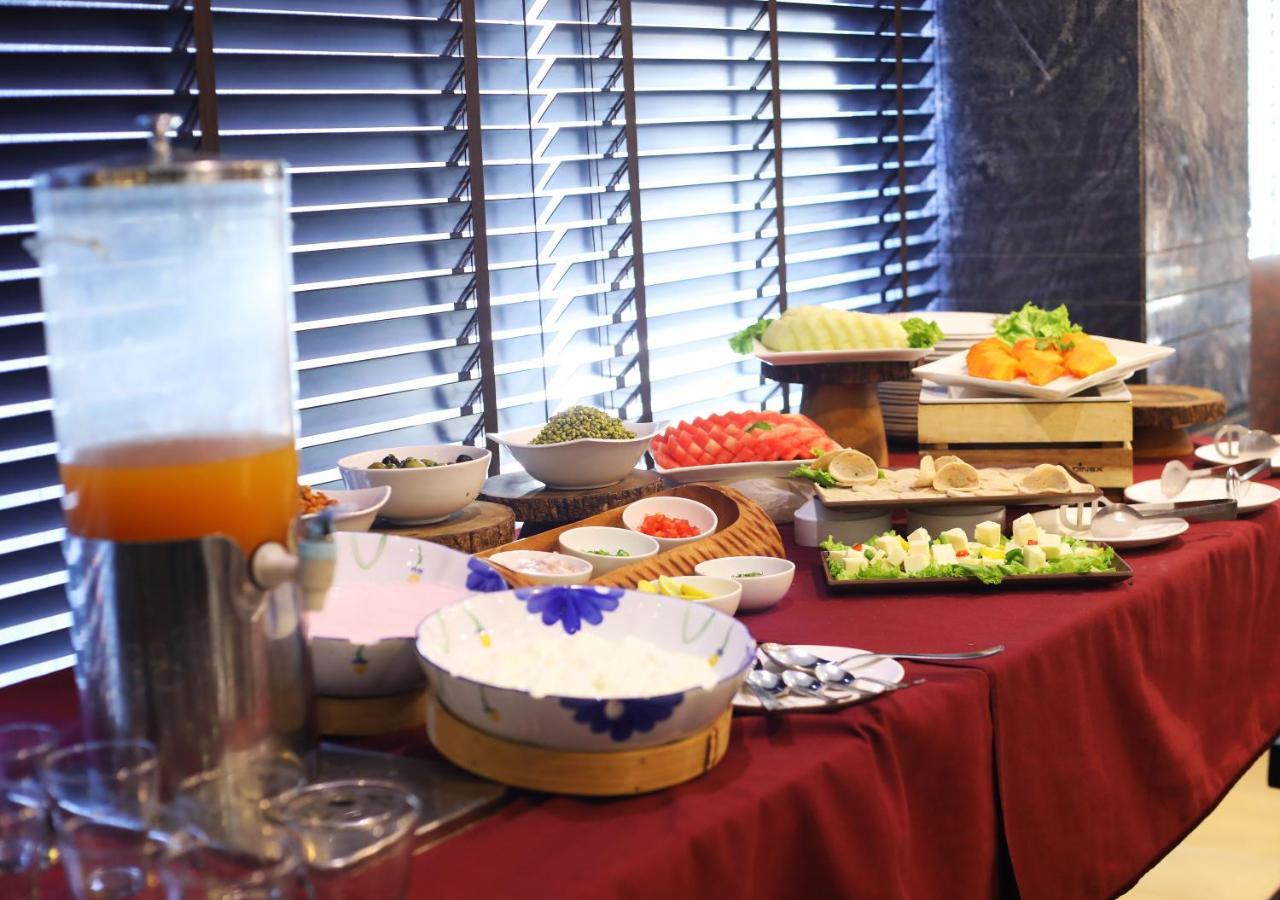 Hotel Pitrashish Pride Igi Intl Airport Delhi Εξωτερικό φωτογραφία