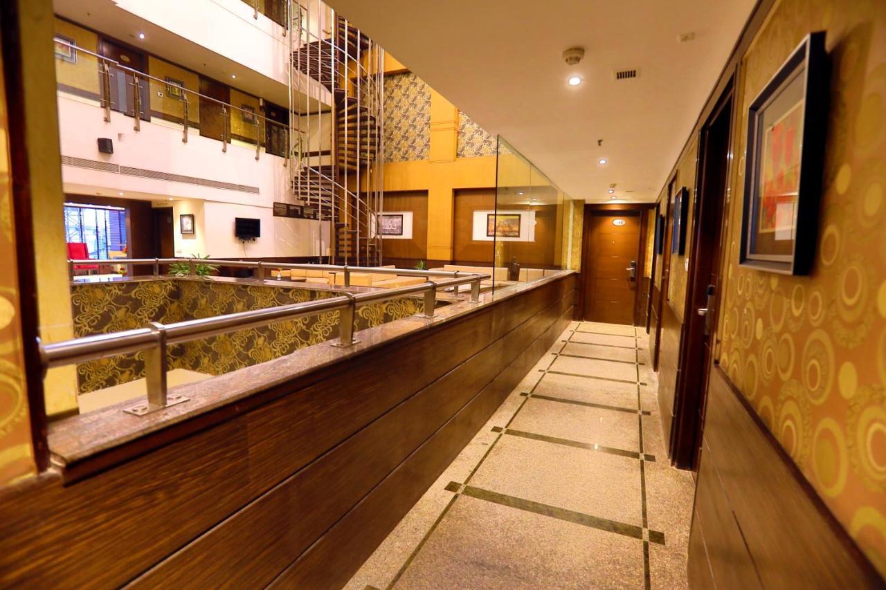 Hotel Pitrashish Pride Igi Intl Airport Delhi Εξωτερικό φωτογραφία