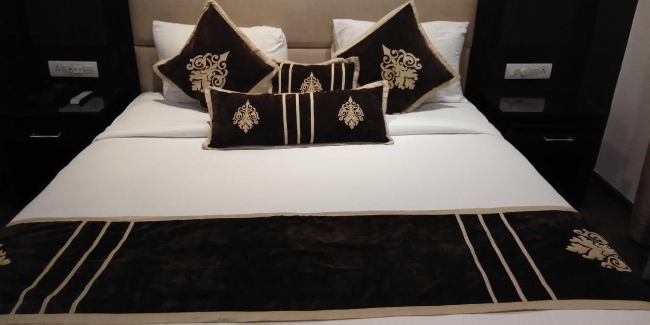 Hotel Pitrashish Pride Igi Intl Airport Delhi Εξωτερικό φωτογραφία