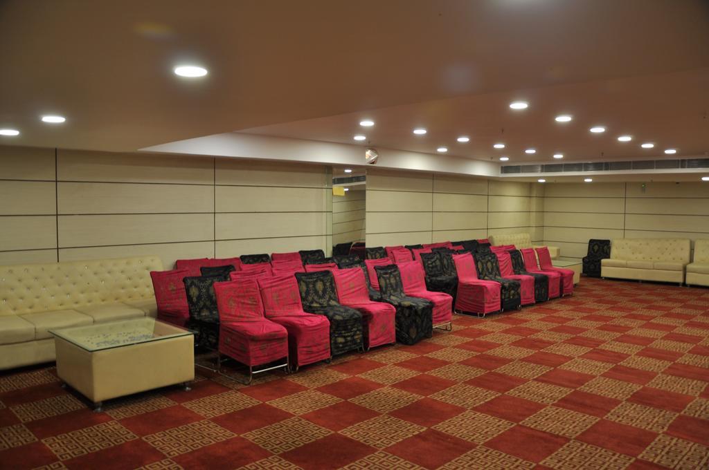 Hotel Pitrashish Pride Igi Intl Airport Delhi Εξωτερικό φωτογραφία