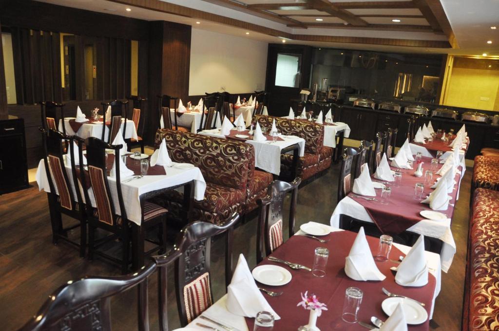 Hotel Pitrashish Pride Igi Intl Airport Delhi Εξωτερικό φωτογραφία